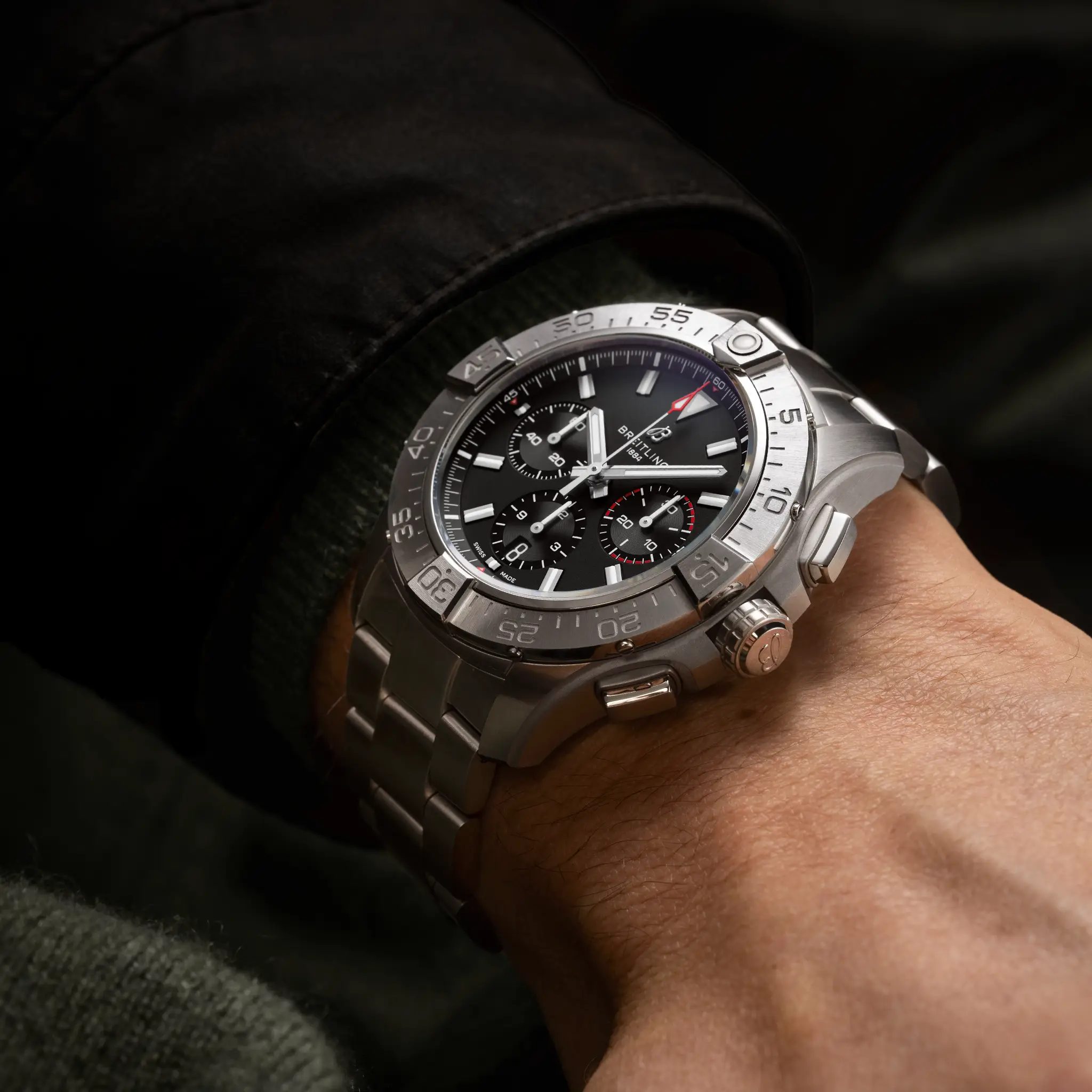 アベンジャー B01 クロノグラフ 44 - AB0147101B1A1 | Breitling