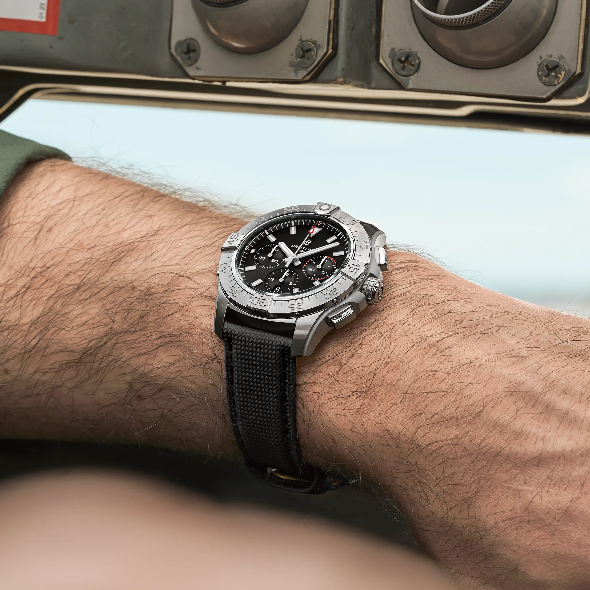 Avenger B01 Chronograph 44 - AB0147101B1X1 | Breitling