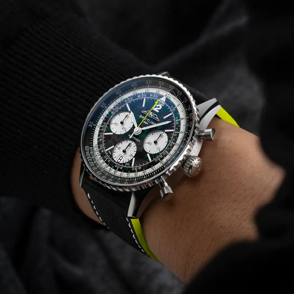 ナビタイマー B01 クロノグラフ 43 Aston Martin Aramco Formula One