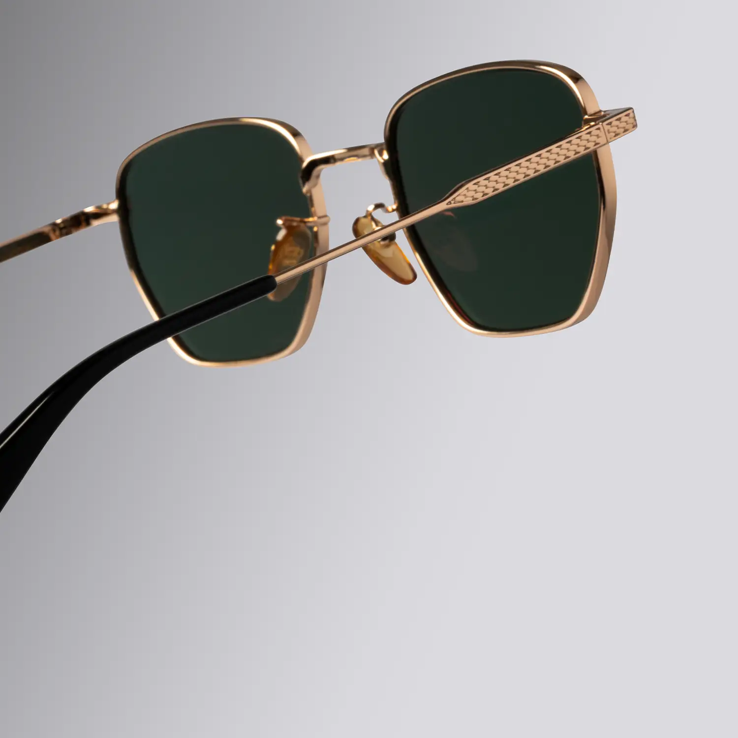 Léman 0001 - Breitling Sunglasses by Cutler and Gross | Breitling