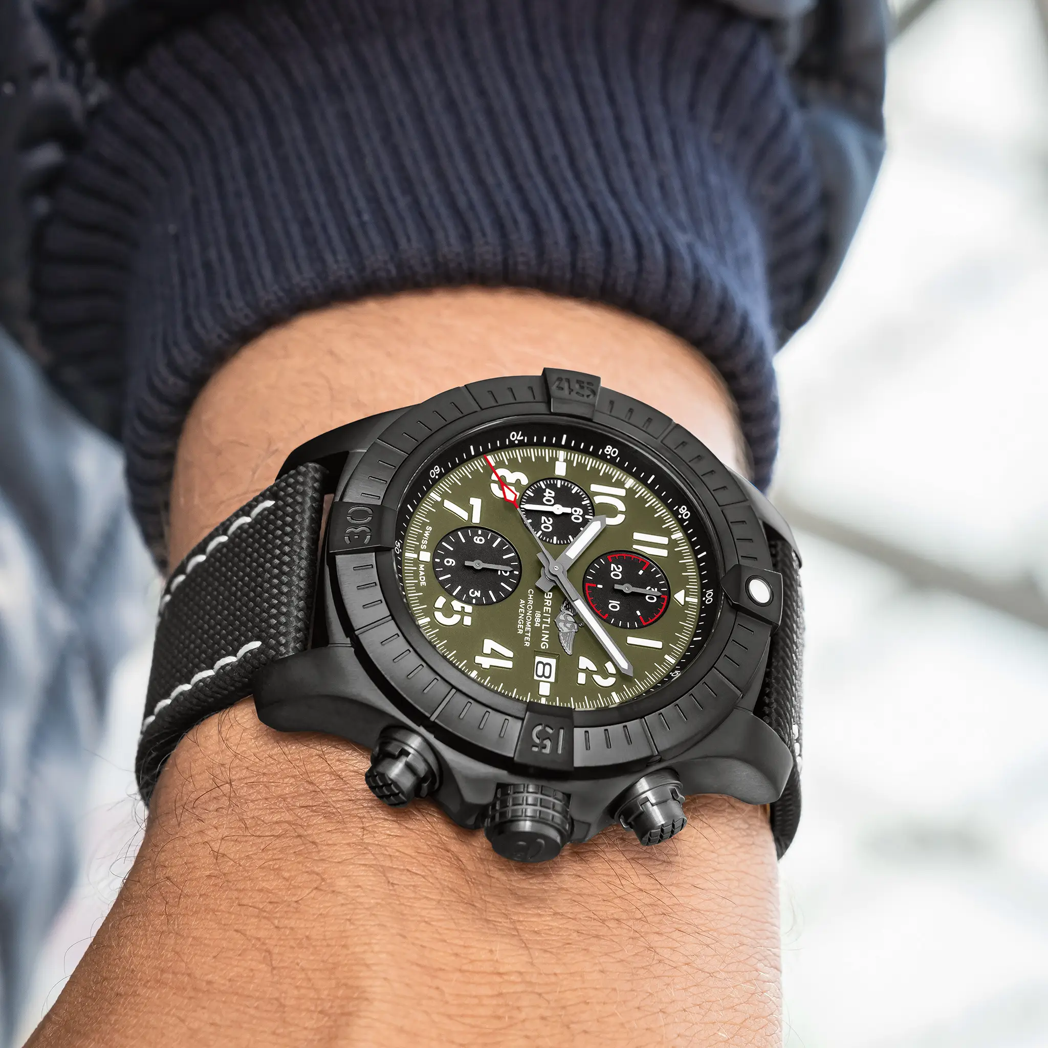 Super Avenger Chronograph 48 - V133751A1L1X1 | Breitling